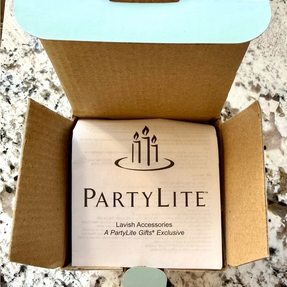 PartyLite Lavash Glass Votive Holder w/Roped Metal/Pearl Accents P7995 NIB - Picture 5 of 5